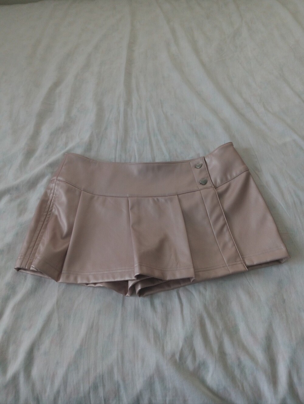 Celebrity Pink Pleated Faux Leather Skort in Light Pink